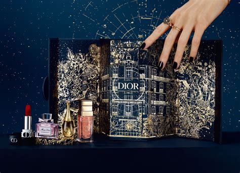 dior クリスマスコフレ 2021 カレンダー